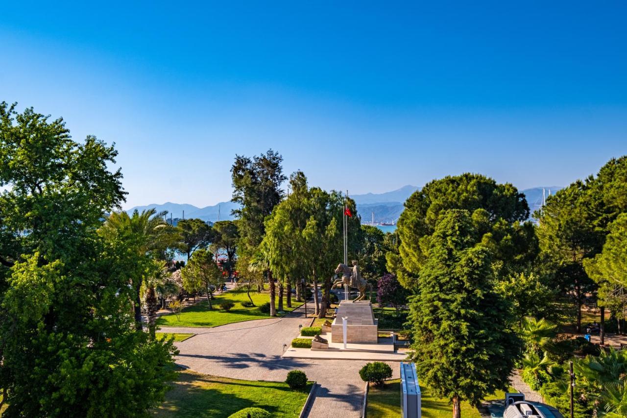 Reis Royal Hotel Fethiye Exterior photo
