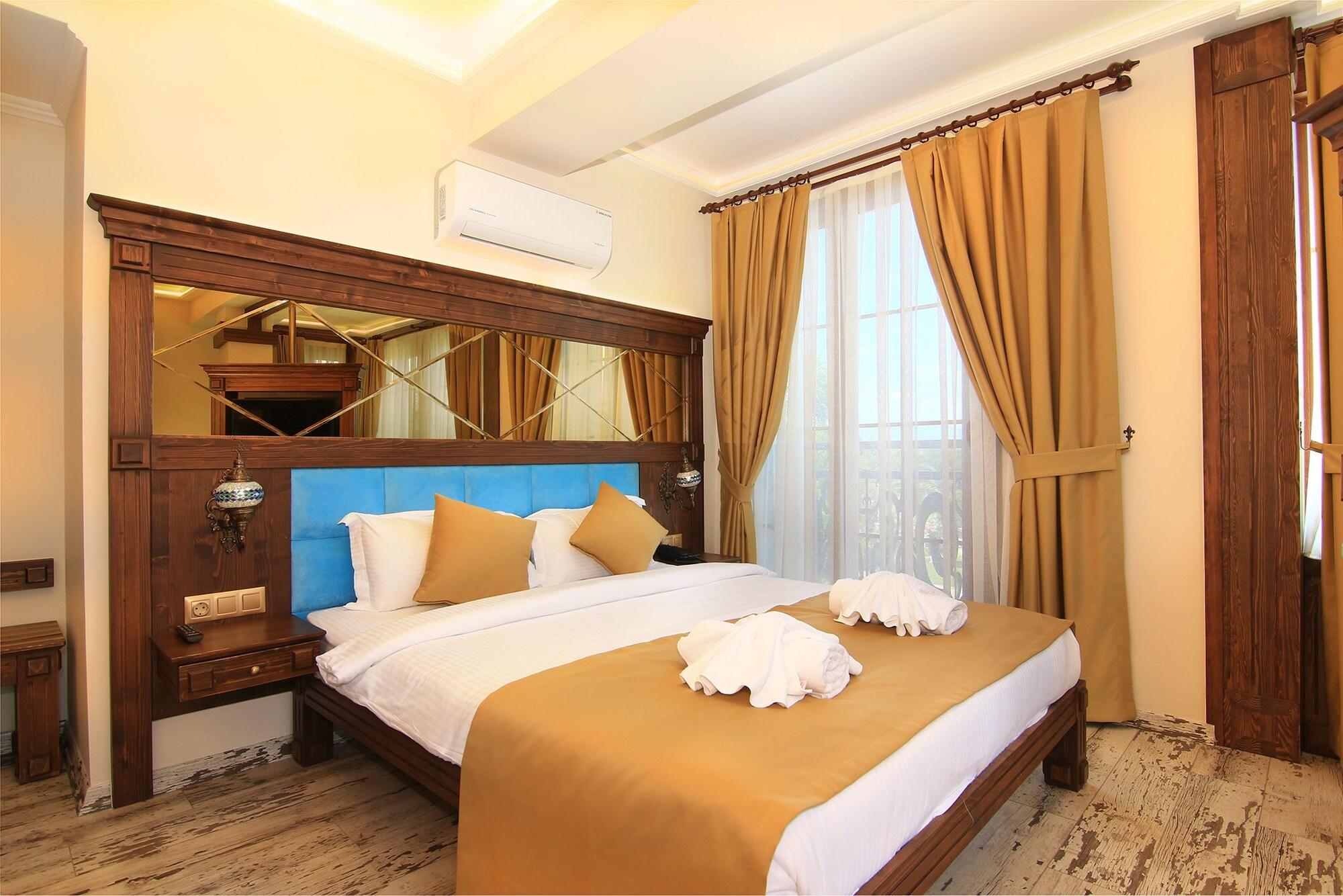 Reis Royal Hotel Fethiye Exterior photo