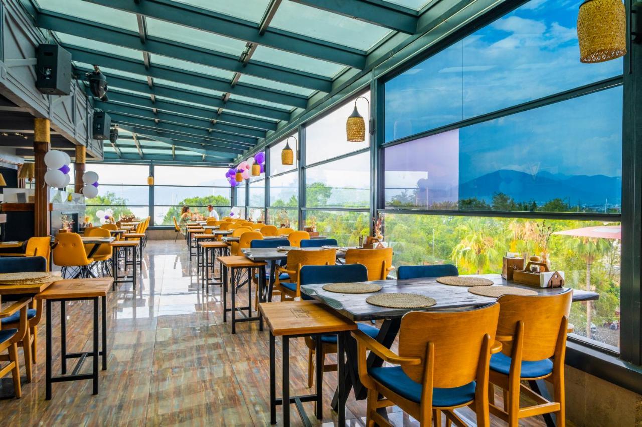Reis Royal Hotel Fethiye Exterior photo