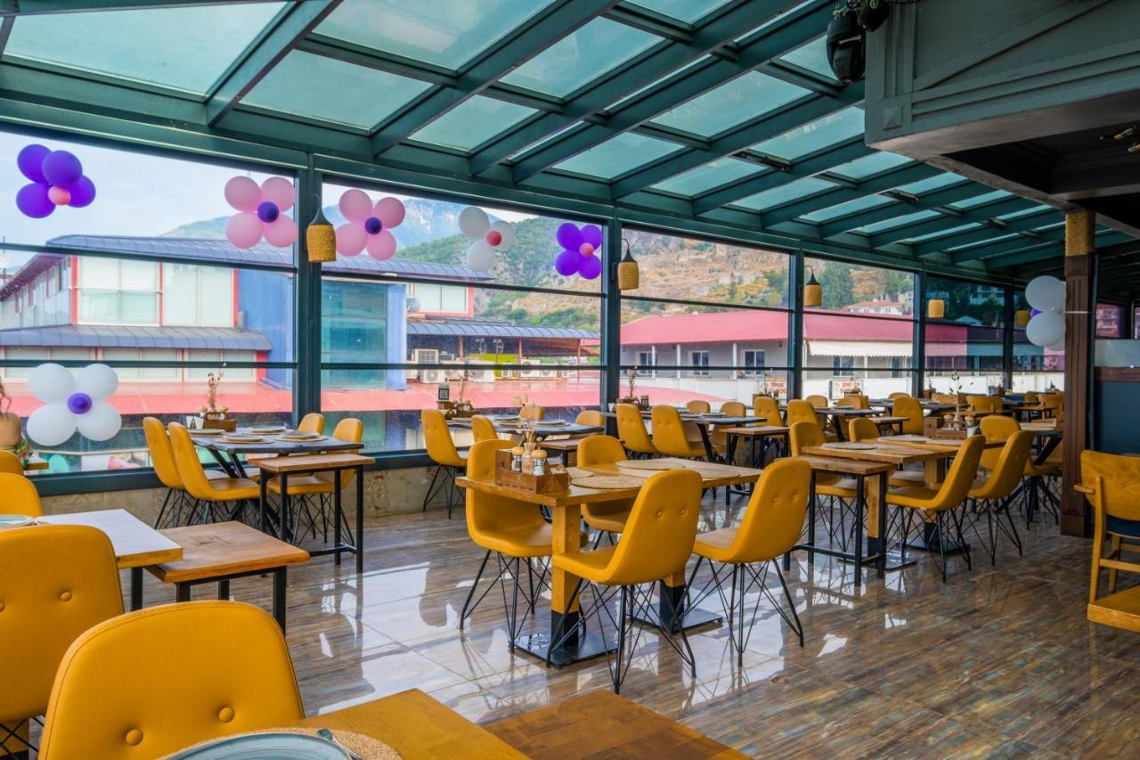 Reis Royal Hotel Fethiye Exterior photo