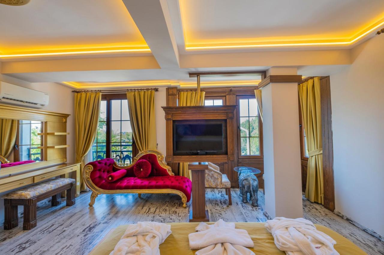 Reis Royal Hotel Fethiye Exterior photo