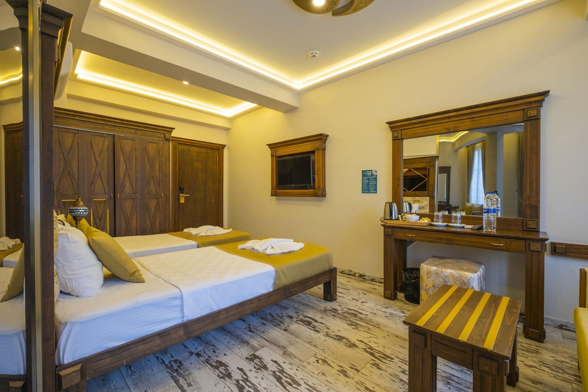 Reis Royal Hotel Fethiye Exterior photo